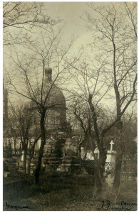 Вид на Старое кладбище и церковь Всех Святых.